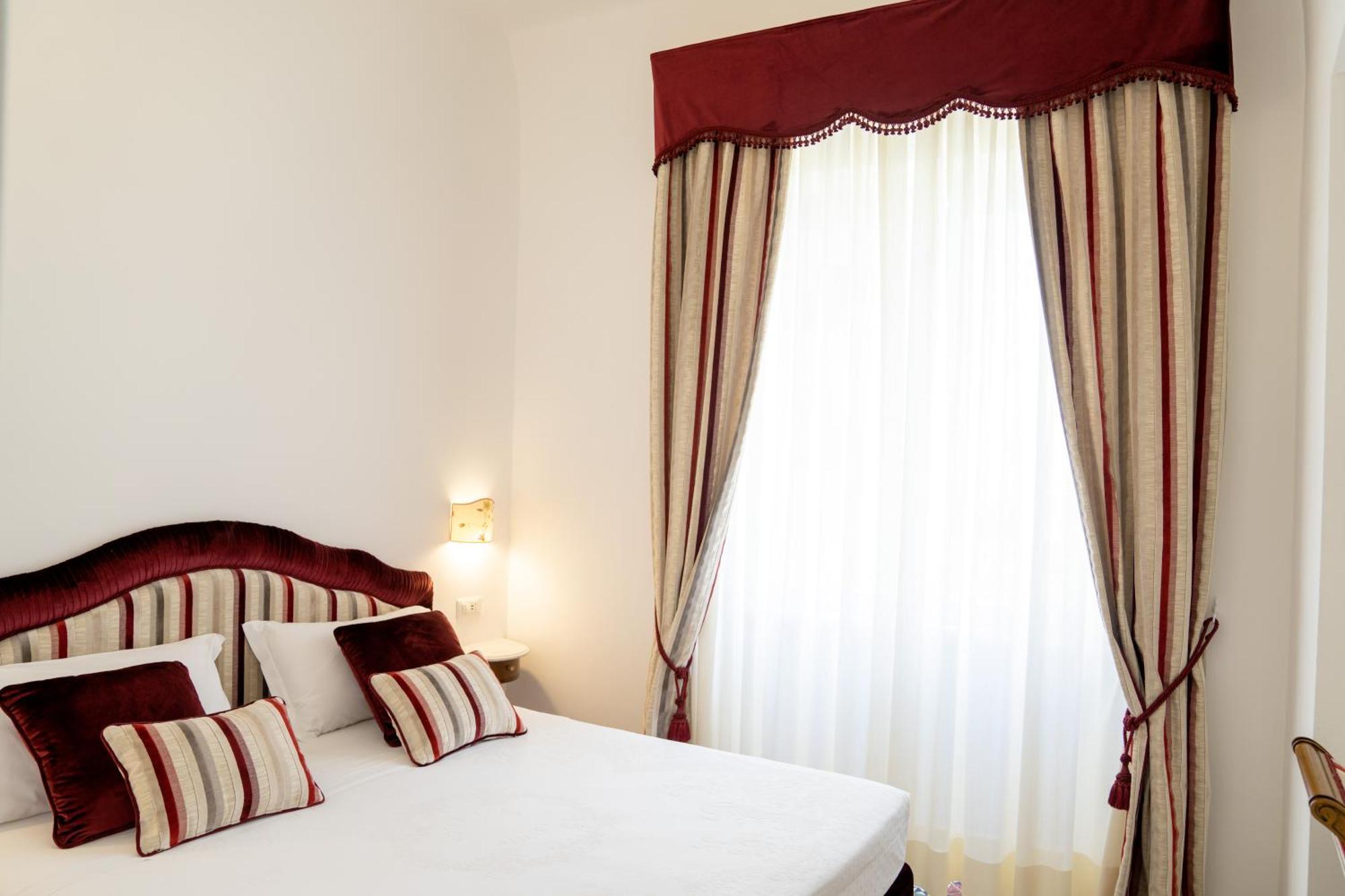 Hotel Luna Convento Amalfi Habitación foto